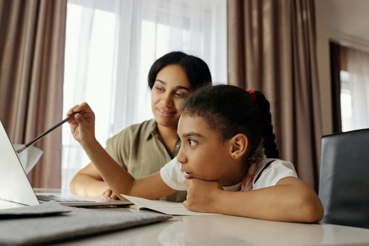 El trabajo en equipo es fundamental para la psicología infantil