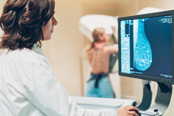 examen de mamografía en Caracas